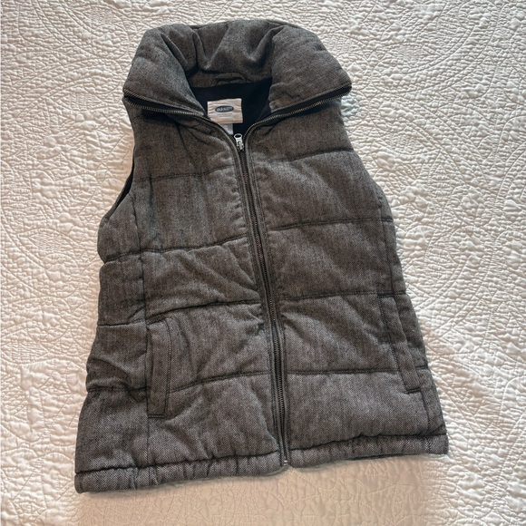 Old Navy Jackets & Blazers - Old Navy Puffy Vest